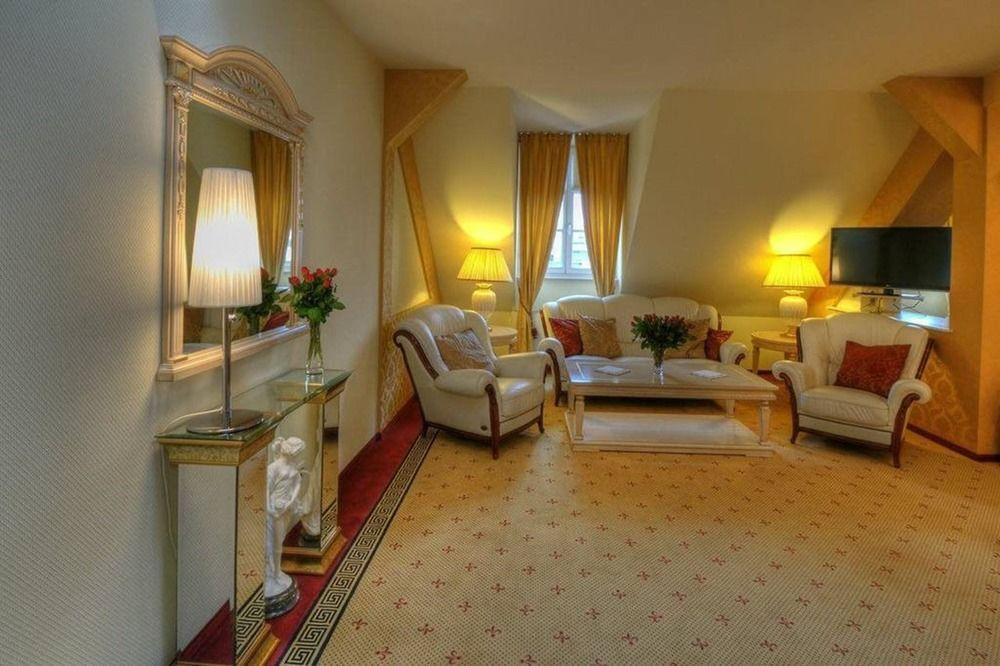 Augusta Am Kurfuerstendamm