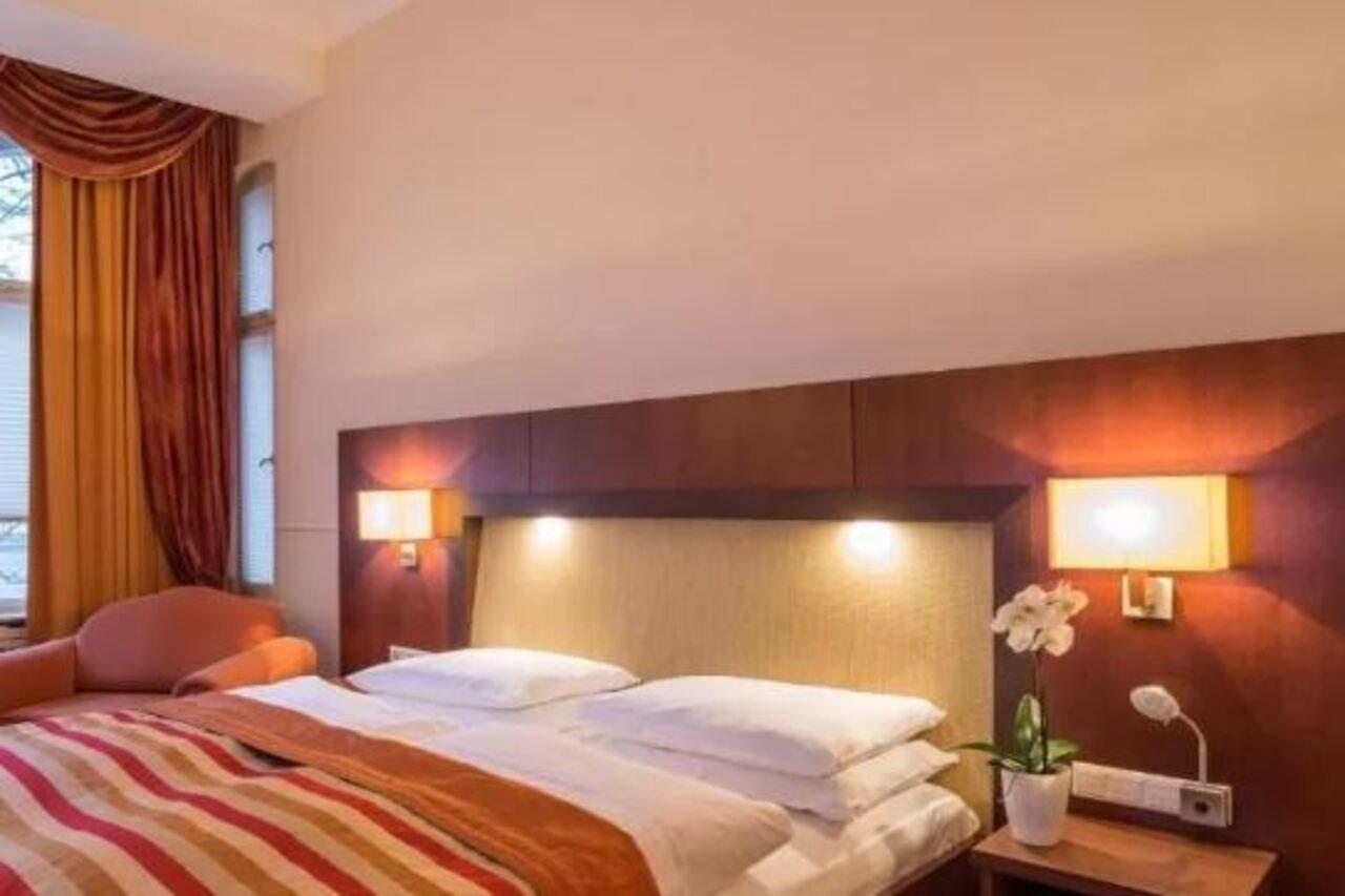 Augusta Am Kurfuerstendamm 3* Berlin