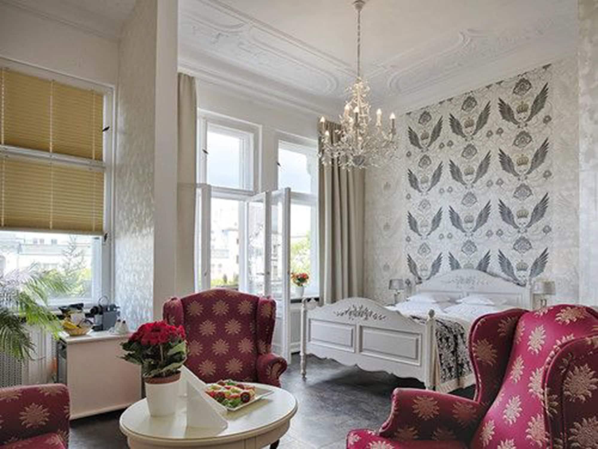 Augusta Am Kurfürstendamm Hotel 3*