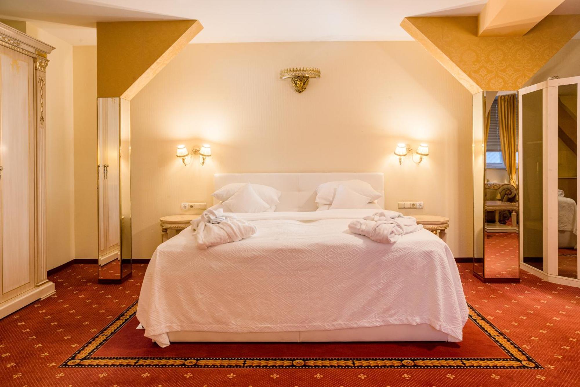 Augusta Am Kurfürstendamm Hotel 3*