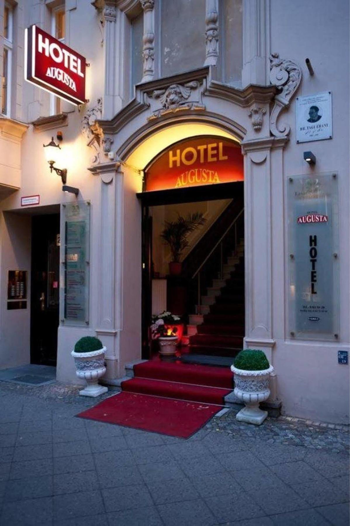 Augusta Am Kurfürstendamm
